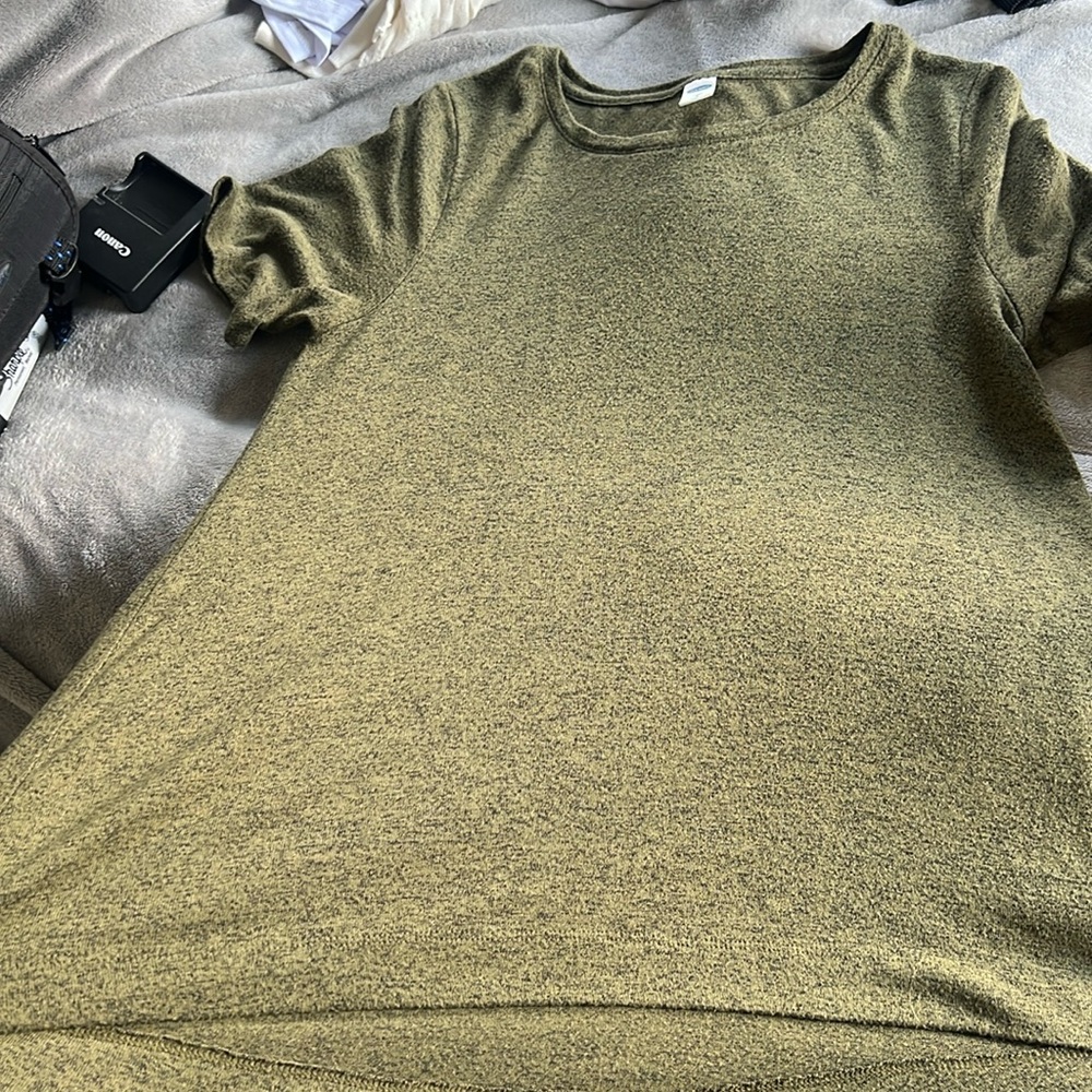 Old Navy soft T-shirt